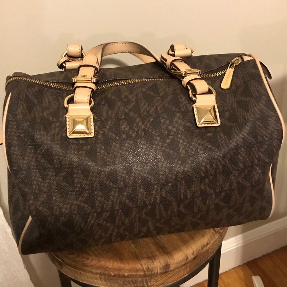 Michael Kors Hand Bag